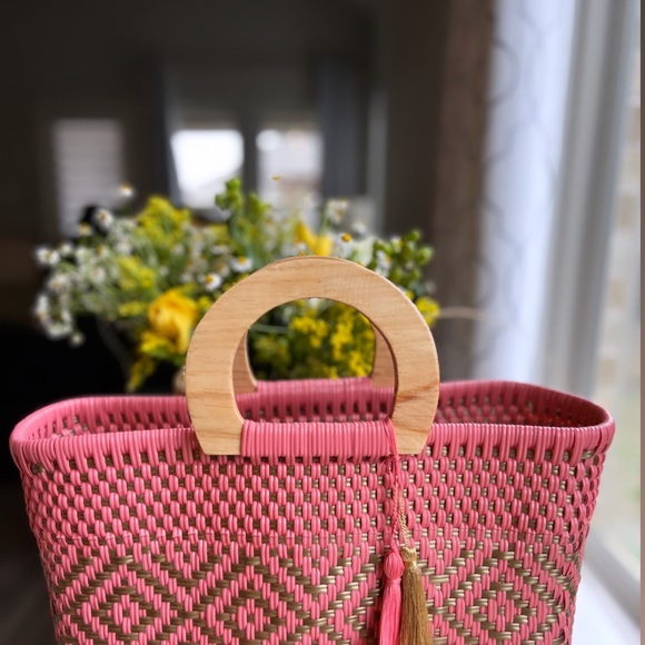 Beautifully handmade tote. - Picture 5 of 10